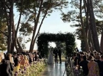 Σκληρή ανακοίνωση των αρχαιολόγων για τον γάμο της Αμαλίας Κωστοπούλου στην Πύλο