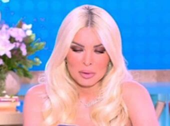 Κατερίνα Καινούργιου: Ο Παναγιώτης Κουτσουμπής την κάλεσε με βίντεοκληση την ώρα της εκπομπής – «Δε ξέρει τι δουλειά κάνω;»