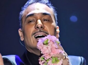 Μοιάζει πιο «Άρχοντας» από πότε: Διέρρευσε φωτογραφία του Νότη Σφακιανάκη από το αεροδρόμιο