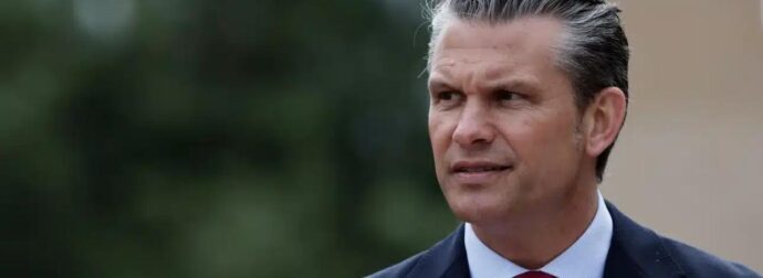 Χέγκσεθ από Νορμανδία: «Η Ευρώπη είναι αντιμέτωπη με εισβολή από επικίνδυνες ιδεολογίες» – Η αναφορά στην Ελλάδα