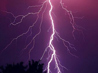 Καιρός: Χαλάζι, σφοδρές καταιγίδες και ισχυροί άνεμοι – Τι ώρα θα βρέξει στην Αττική