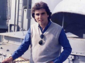 Ο τραγουδιστής που έκανε μια μεγάλη επιτυχία με τραγούδι εμπνευσμένο από τον Ελύτη και μετά έγινε ψάλτης