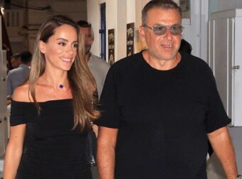 Γιώργος Λιάγκας: Έγινε κουμπάρος! Τον συνόδευσε η Μαρία Αντωνά – Φωτογραφίες και βίντεο από την εκκλησία