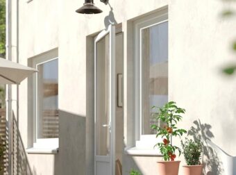 Η ντουλάπα της IKEA, ιδανική για μπαλκόνια και βεράντες, και επίσης κατάλληλη για σαλόνια