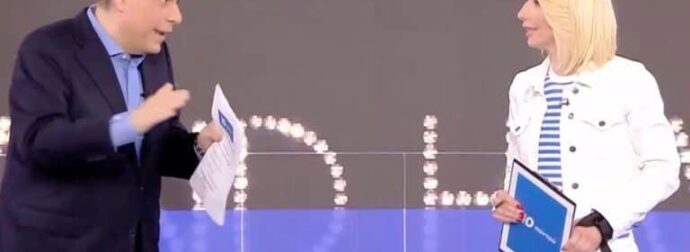 Μίνα Καραμήτρου: Με νάρθηκα μετά την έκρηξη στο OPEN – «Είσαι εφτάψυχη» της είπε ο Νίκος Στραβελάκης