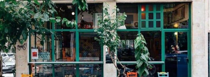 Τίτλοι τέλους για ιστορικό στέκι της Αθήνας; Κινδυνεύει με κλείσιμο μετά από 111 χρόνια λειτουργίας