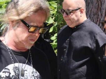 Κηδεία Λορέντζο Καριέρε: Στο «ύστατο χαίρε» οι Φίλοι για πάντα – Πλήθος επωνύμων από Σεφερλή μέχρι Βουρλιώτη