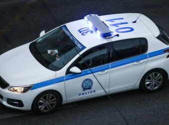 Γιος γνωστού ηθοποιού συνελήφθη στη Νέα Σμύρνη μετά από καταδίωξη επειδή δεν σταμάτησε σε σήμα ελέγχου από αστυνομικούς