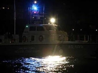 Θρίλερ στη Σύμη: Ιστιοπλοϊκό εντοπίστηκε να πλέει ακυβέρνητο – Aγνοούνται 5 Γερμανοί που είχαν πάει για μπάνιο