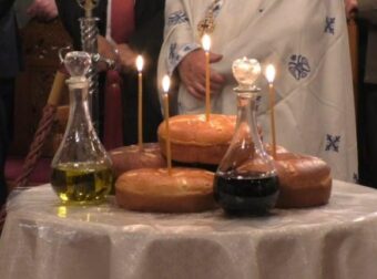 Αρτοκλασία: Τι είναι; Πότε γίνεται & τι συμβολίζει;