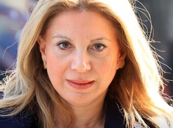 Καρυστιανού για φωτιές: «Να παραιτηθεί ο Μητσοτάκης – Ανίκανο "επιτελικό" κράτος»