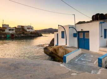 Κίμωλος: «Μόλις έπιασε το τηλέφωνο του μπάνιου τελείωσε…» – Σοκάρει συγγενής του 17χρονου που σκοτώθηκε μπαμ και κάτω μόλις μπήκε να κάνει ντουζ