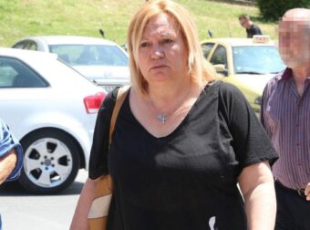 Στο νοσοκομείο η Καίτη Φίνου: Συγκλονίζουν τα λόγια της – «Οι πόνοι φρικτοί»  