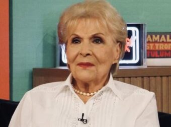 Πώς είναι σήμερα στα 89 η πασίγνωστη Ελληνίδα τραγουδίστρια του ελαφρού τραγουδιού