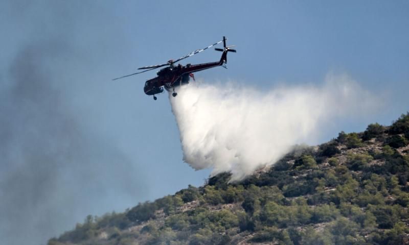 ΕΚΤΑΚΤΟ: Μεγάλη φωτιά τώρα στη χώρα μας - Δίνουν μάχη 6 εναέρια