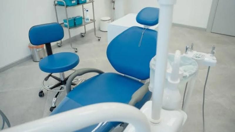 Σοκ μετά τον θάνατο του Μαζωνάκη: Γυναίκα πέθανε μετά από επίσκεψη σε οδοντιατρείο στο Κολωνάκι