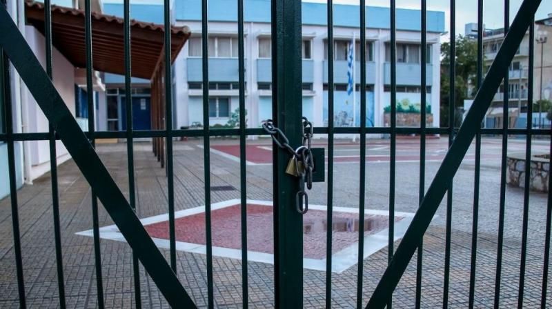 Έκτακτο: Ανακοινώθηκε απεργία στα σχολεία - Τι θα γίνει με τα φροντιστήρια