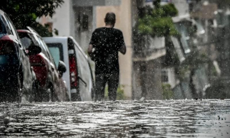 Έκτακτο δελτίο επιδείνωσης καιρού από την ΕΜΥ - Πού αναμένονται καταιγίδες και χαλάζι
