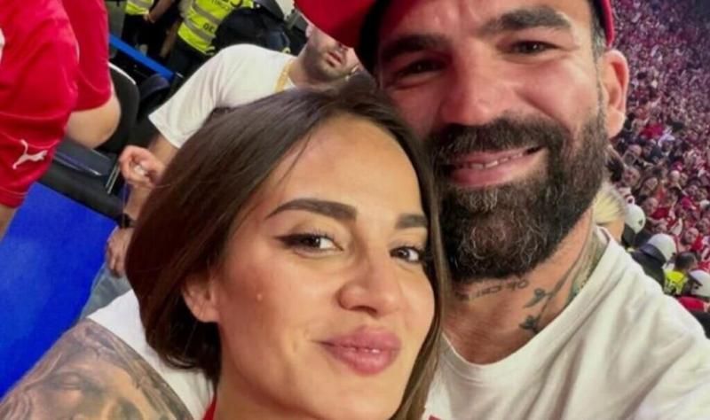 «Με τη Ρία ταιριάζεις πιο πολύ, παρά με το ψώνιο που ήσουν»: Η απάντηση του Δημήτρη Αλεξάνδρου σε follower που δε θα αρέσει καθόλου στην Ιωάννα Τούνη