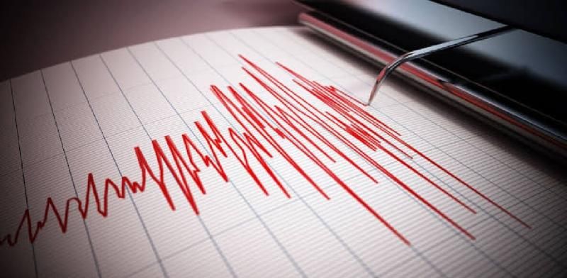 ΕΚΤΑΚΤΟ: Σεισμός 5,7 ρίχτερ και συναγερμός για τσουνάμι