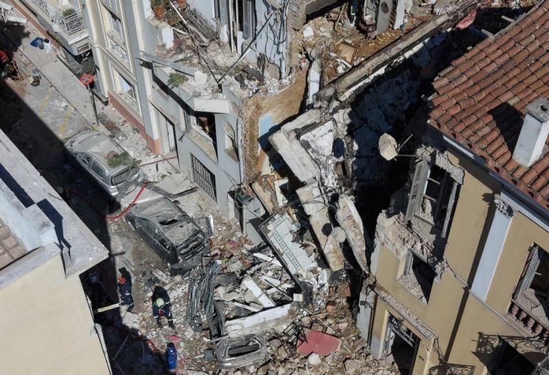 ΟΙ 3 ΠΟΥ ΕΚΛΕΒΑΝ ΧΑΛΚΟ ΚΑΙ ΠΡΟΚΑΛΕΣΑΝ ΤΗΝ ΕΚΡΗΞΗ ΜΕ ΤΟΥΣ 6 ΝΕΚΡΟΥΣ ΣΤΗΝ ΠΛΑΚΑ – ΤΟΥΣ ΗΞΕΡΑΝ ΜΕ ΤΑ ΜΙΚΡΑ ΤΟΥΣ ΟΝΟΜΑΤΑ